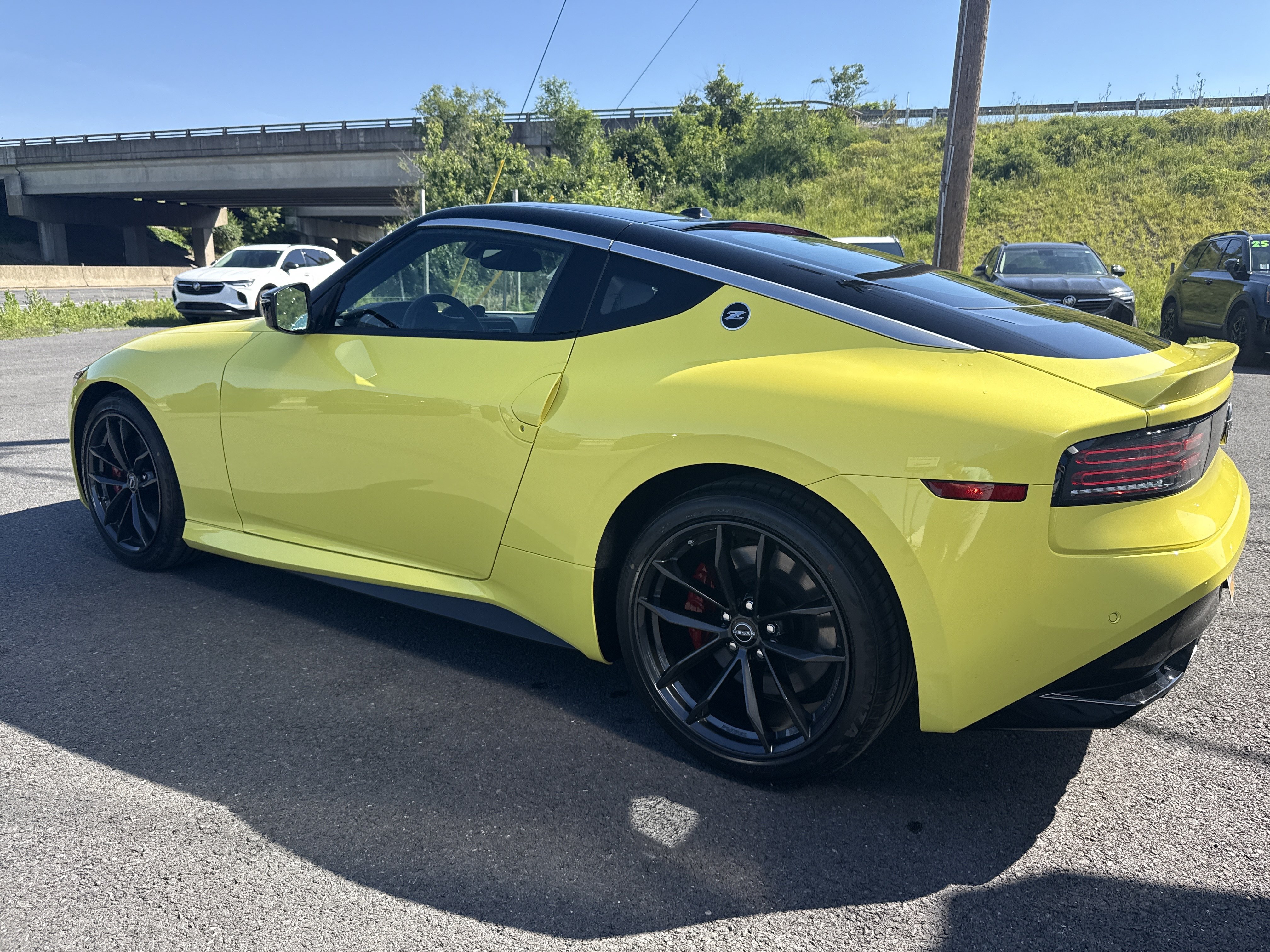 Used 2024 Nissan Z Performance w/ Floor Mat Package RWD image 6