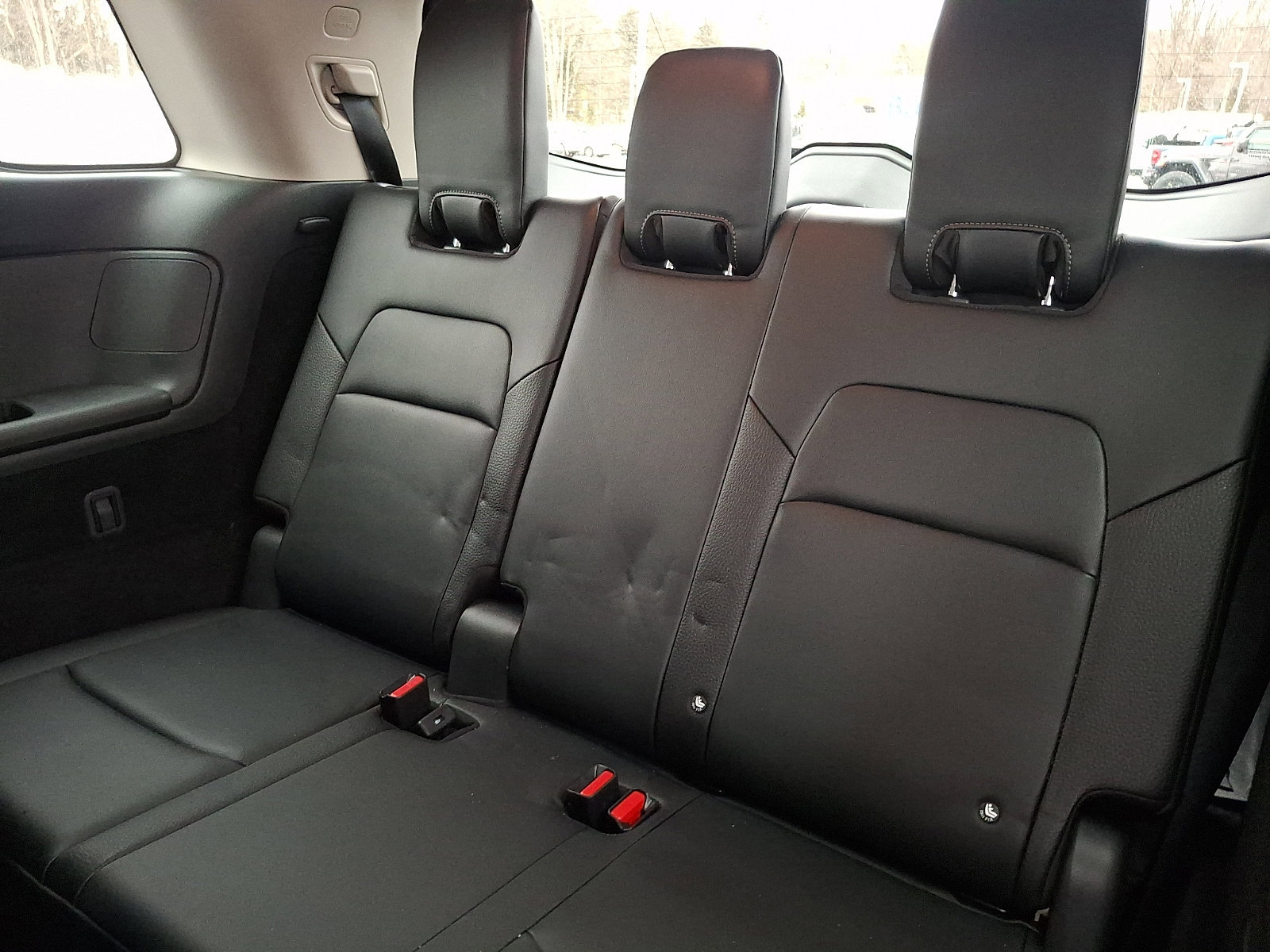 Used 2023 Nissan Pathfinder SL image 11