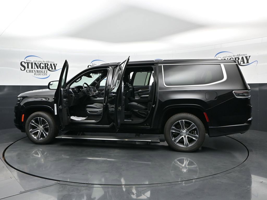 Used 2024 Jeep Grand Wagoneer L 4WD image 28