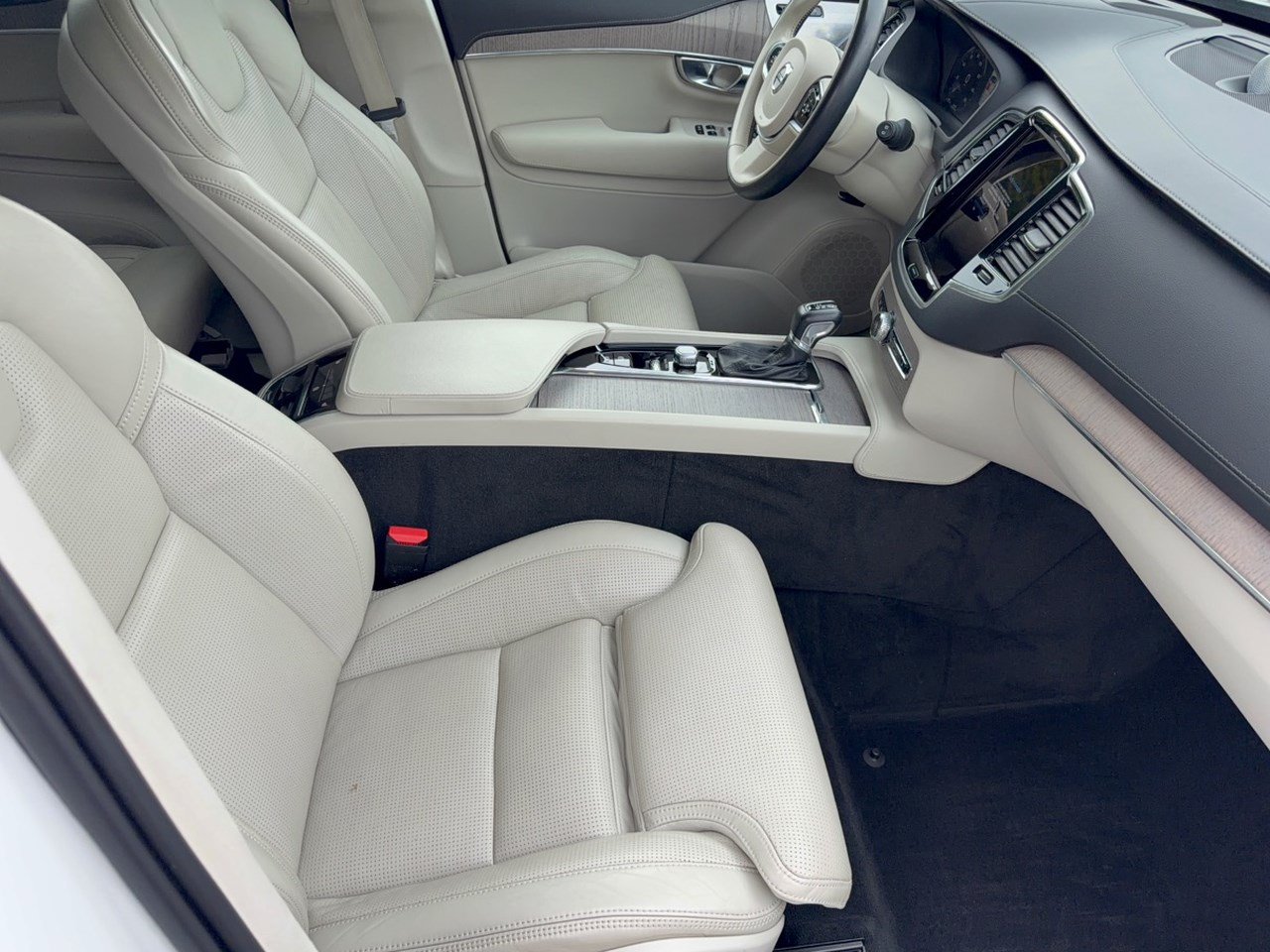 Used 2021 Volvo XC90 T6 Inscription AWD/4WD image 30