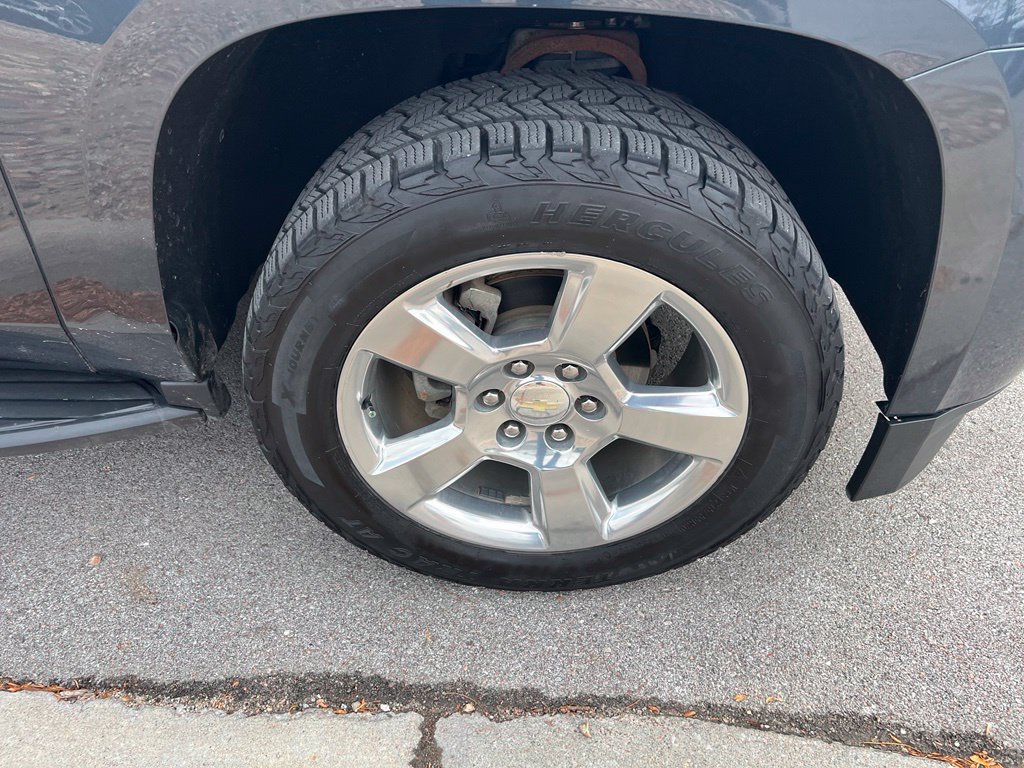 Used 2019 Chevrolet Tahoe LT AWD/4WD image 11