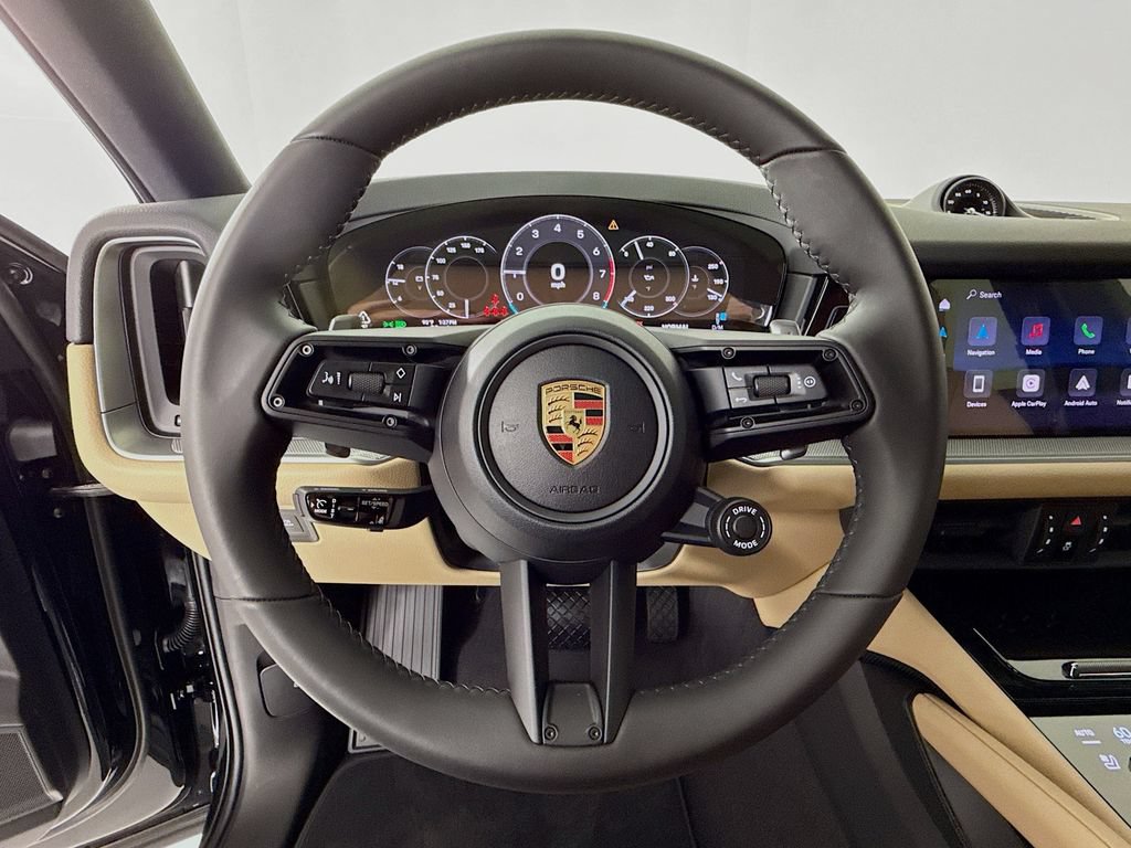 New 2026 Porsche Cayenne Coupe AWD/4WD image 15