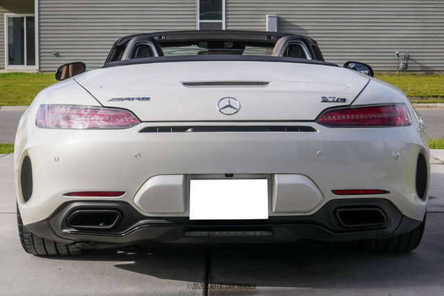 Used 2018 Mercedes-Benz AMG GT C image 7
