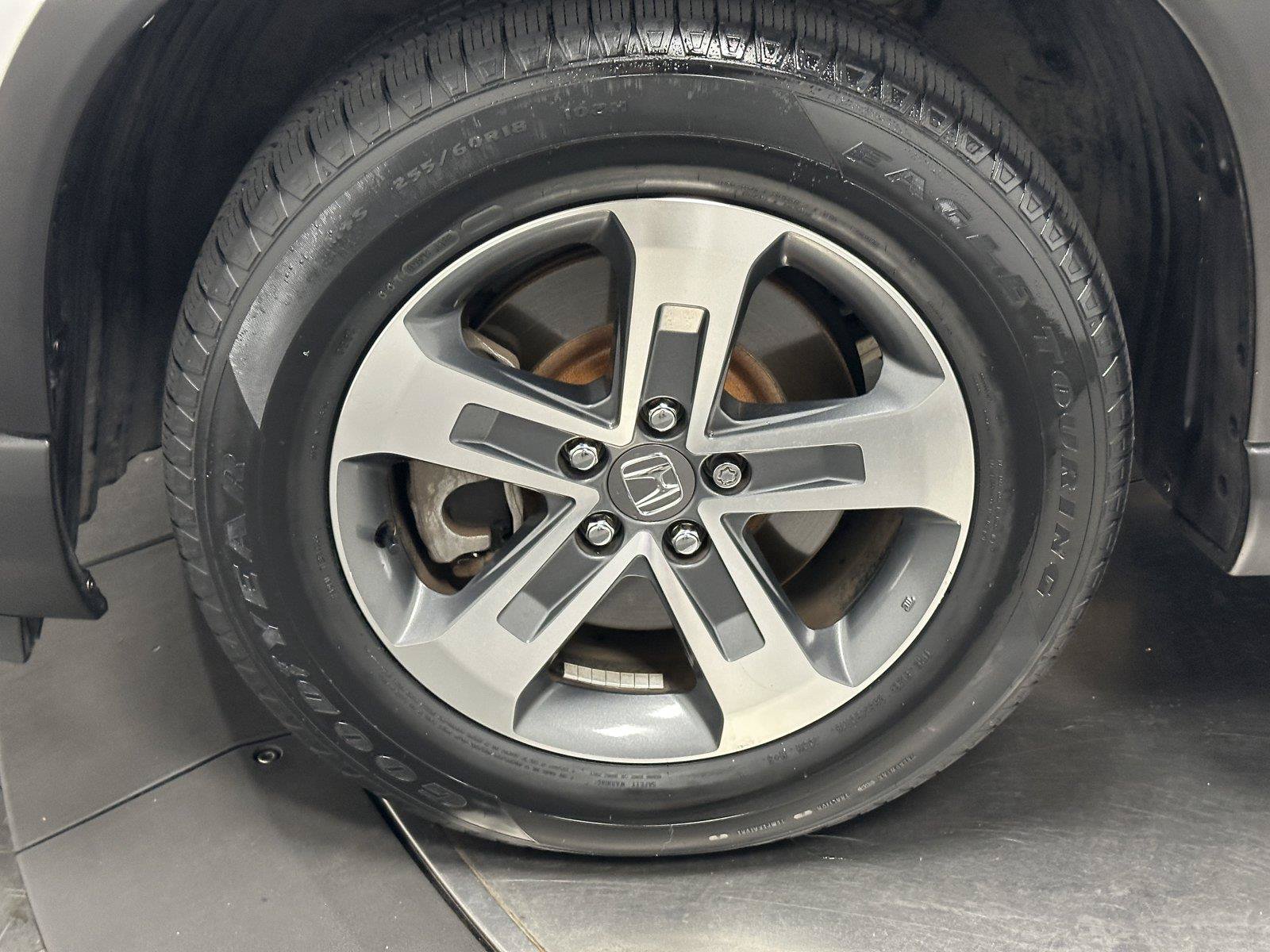 Certified 2025 Honda Pilot EX-L image 18