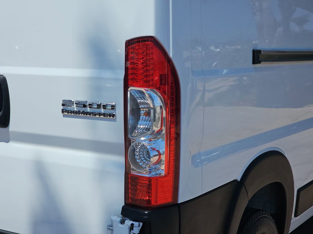 Used 2023 RAM ProMaster 2500 FWD image 39