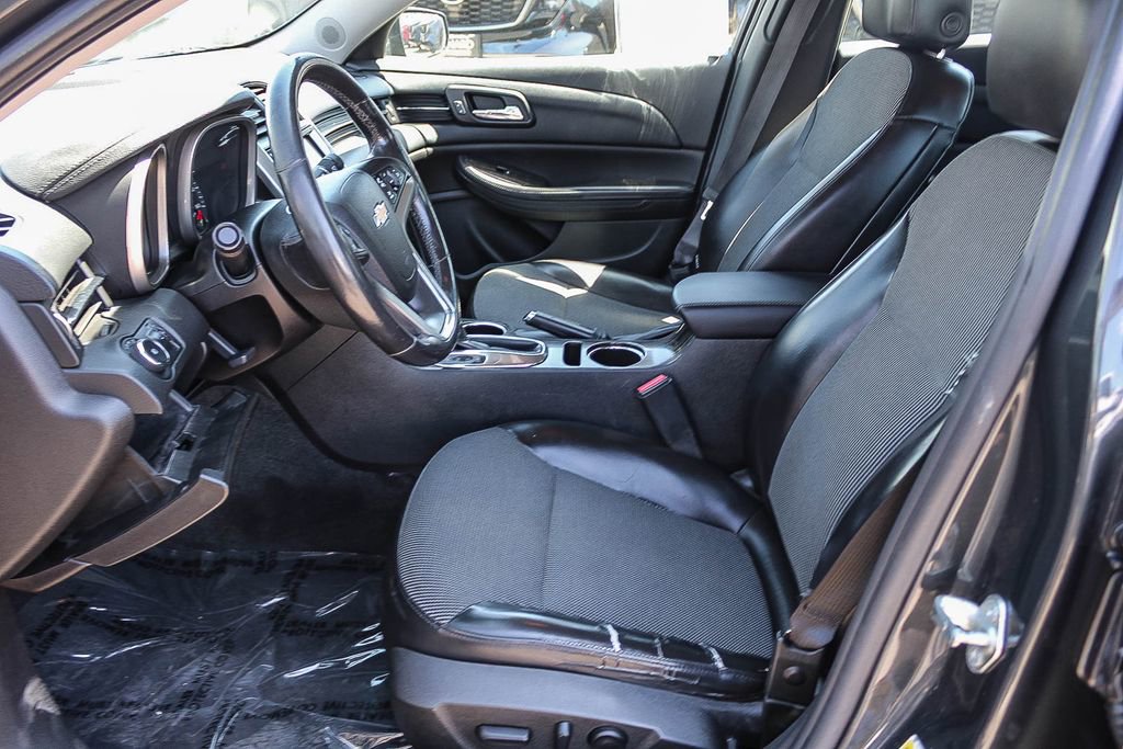 Used 2014 Chevrolet Malibu LT FWD image 17