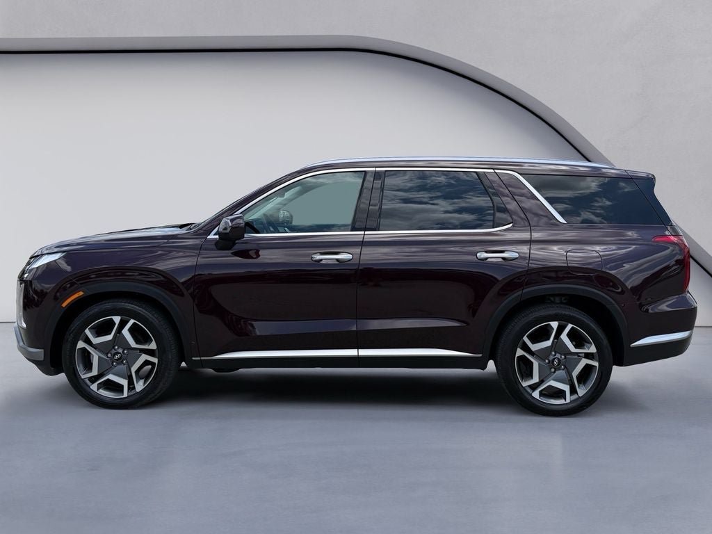 Used 2024 Hyundai Palisade SEL FWD image 2