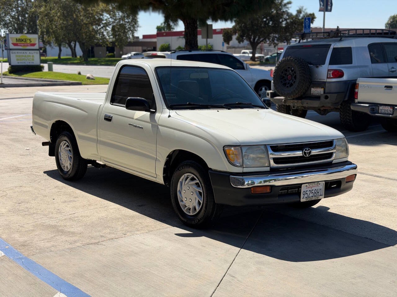 Used 1998 Toyota Tacoma 2WD Regular Cab w/ Value Edition Plus Pkg image 6
