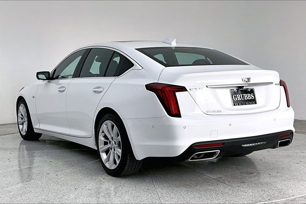 Used 2025 Cadillac CT5 Premium Luxury image 2