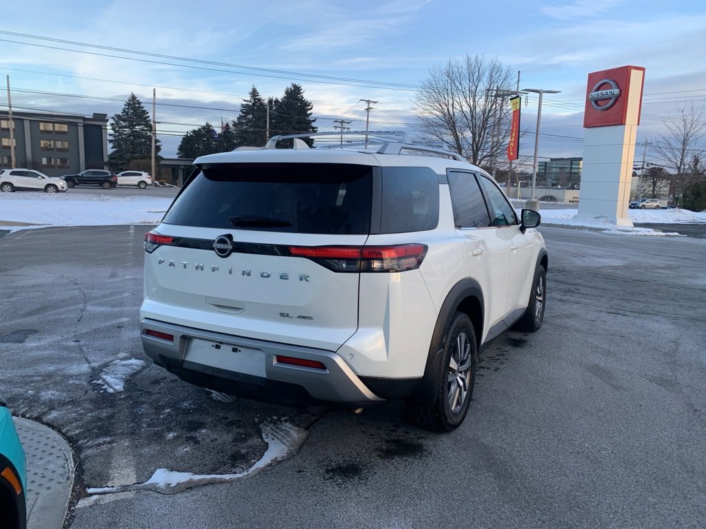 Used 2023 Nissan Pathfinder SL image 7