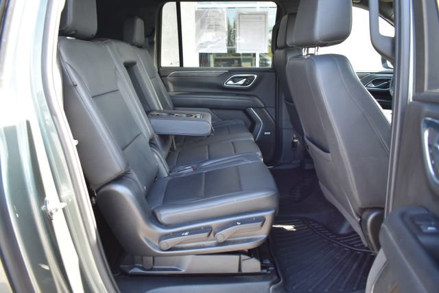Used 2023 Chevrolet Suburban LT AWD/4WD image 40