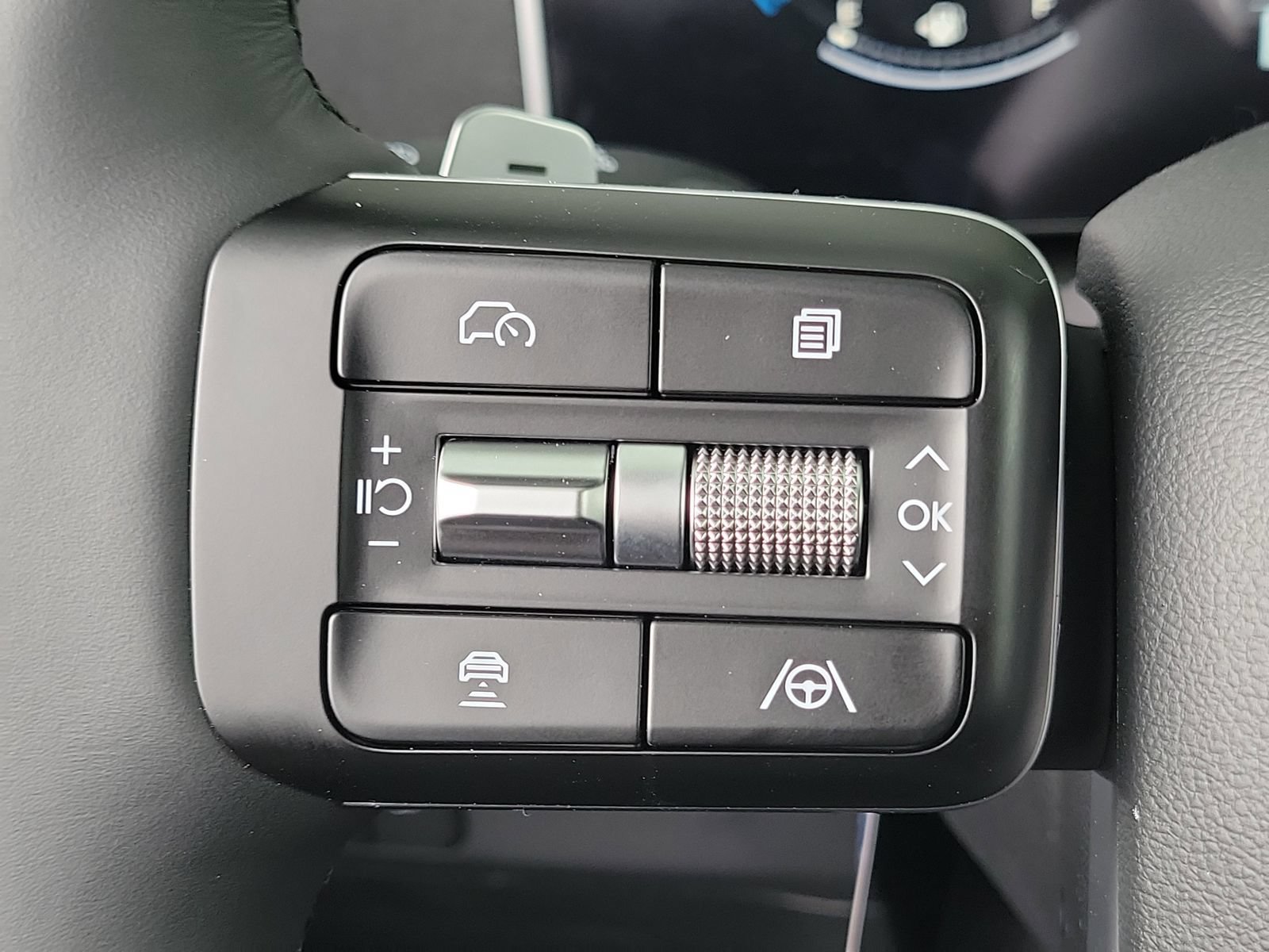 New 2026 Hyundai Santa Fe SEL FWD image 8