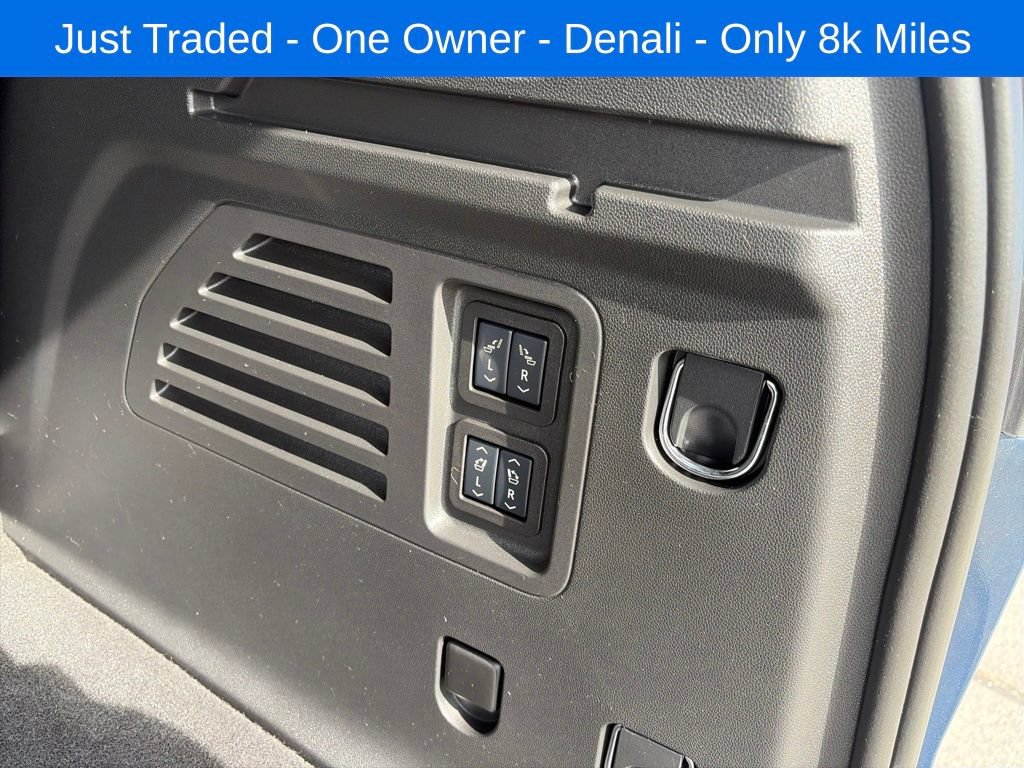Used 2025 GMC Acadia Denali FWD image 14