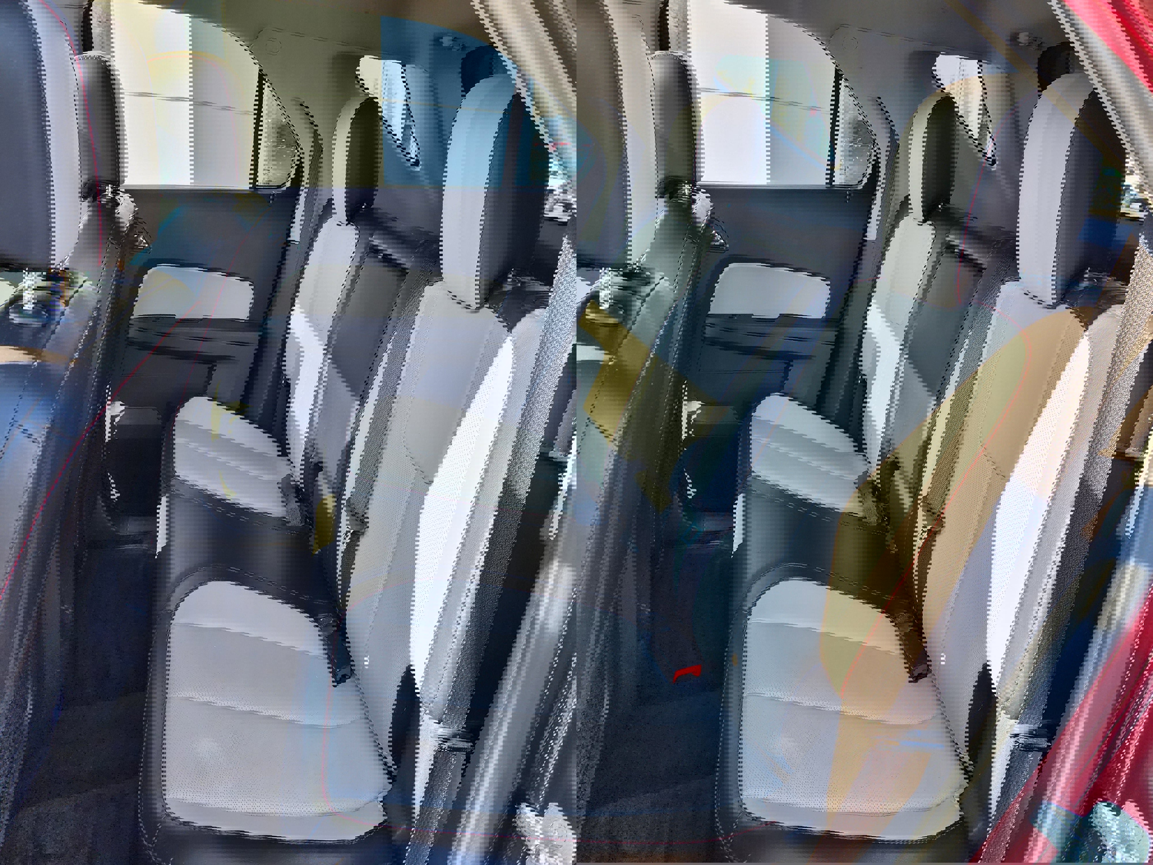 Used 2016 Chevrolet Equinox LTZ w/ Enhanced Convenience Package image 12