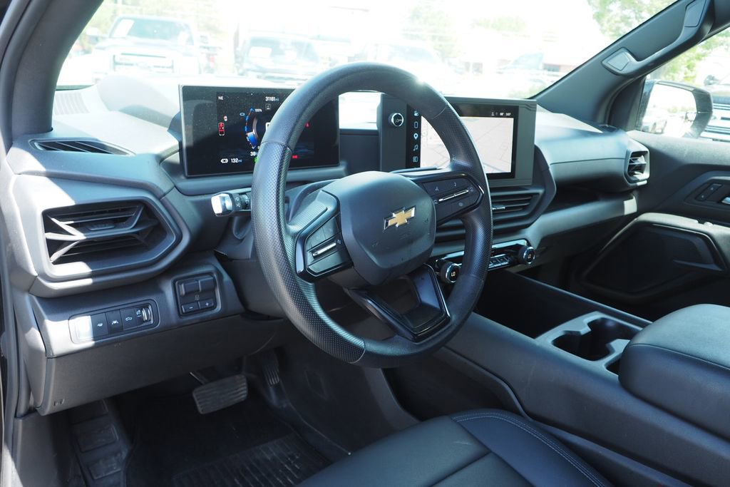Used 2024 Chevrolet Silverado EV W/T AWD/4WD image 13