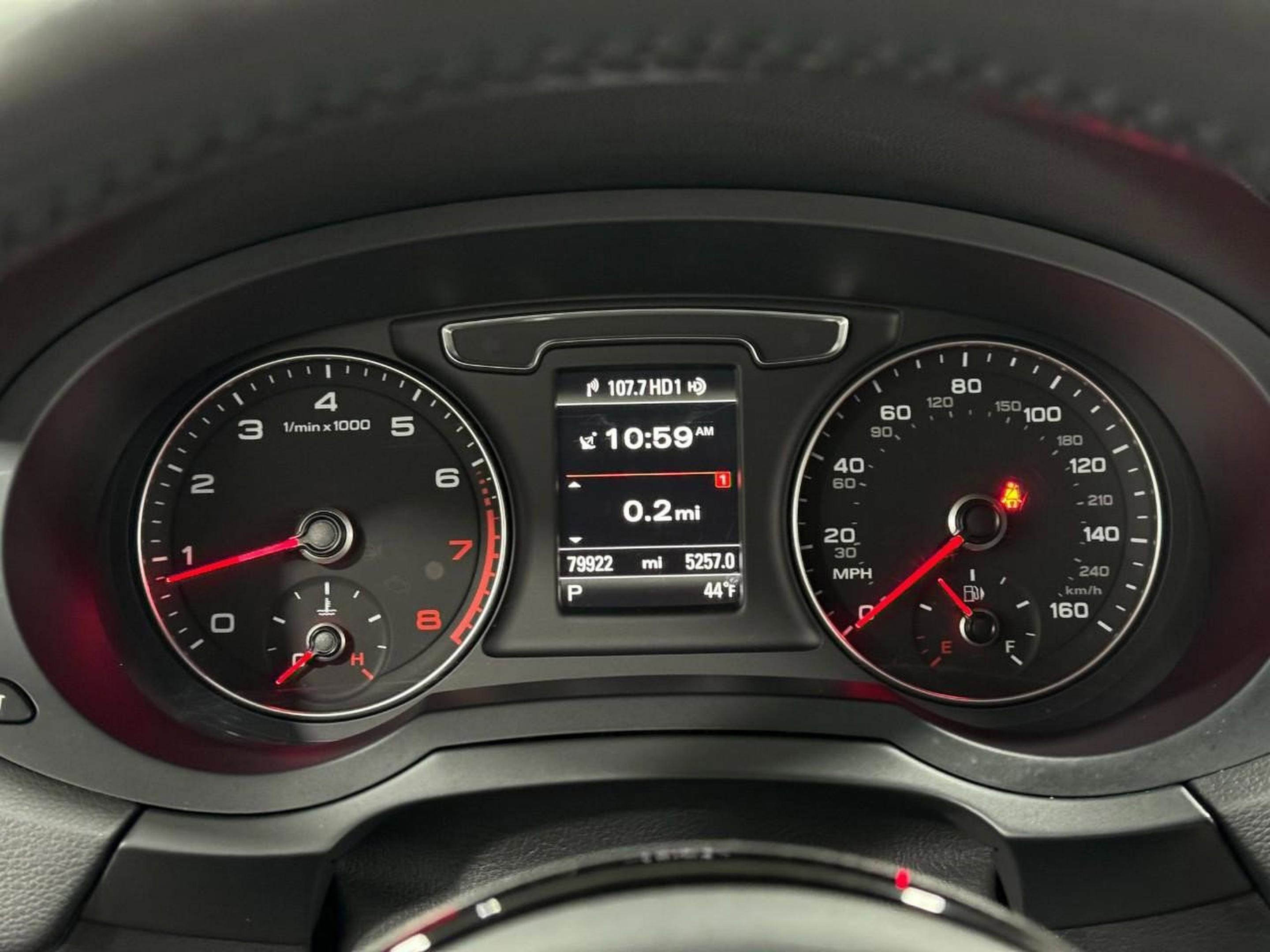 Used 2018 Audi Q3 2.0T Premium Plus image 30