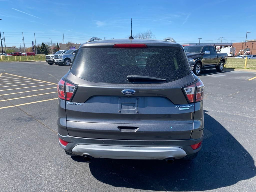 Used 2017 Ford Escape Titanium image 5
