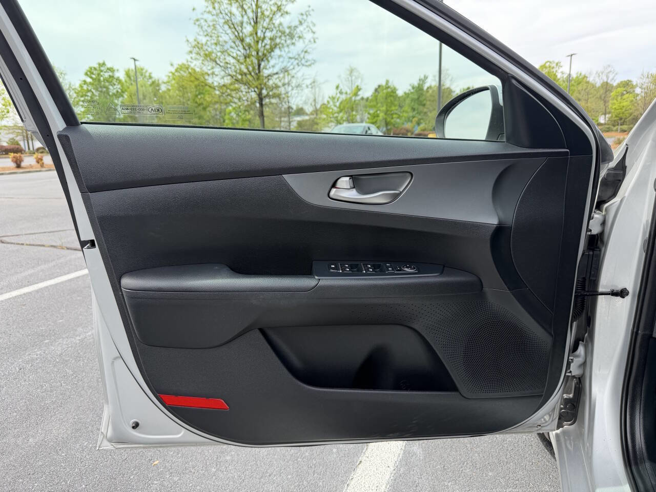 Used 2020 Kia Forte LXS image 10