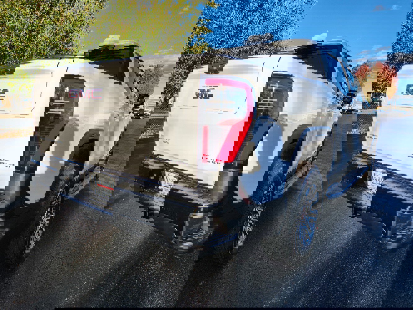 New 2026 GMC Sierra EV Elevation w/ Premium Package image 27