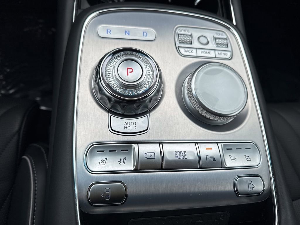 Used 2024 Genesis G90 3.5T AWD/4WD image 28