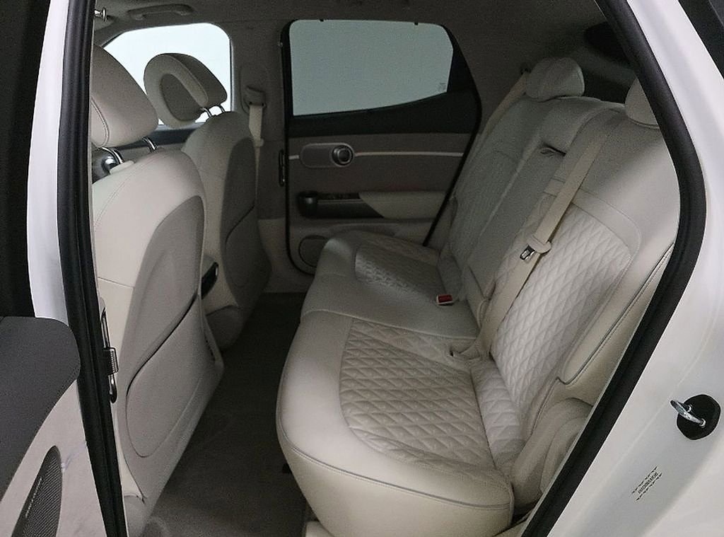 Used 2025 Genesis GV60 Performance image 11