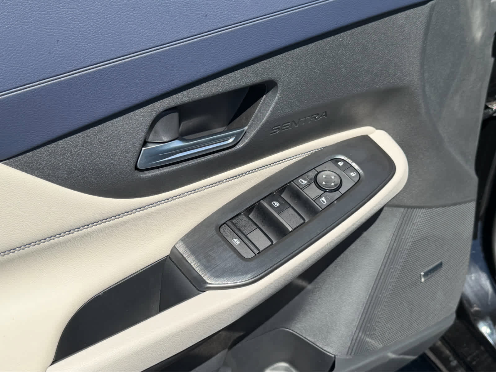 New 2026 Nissan Sentra SL FWD image 20