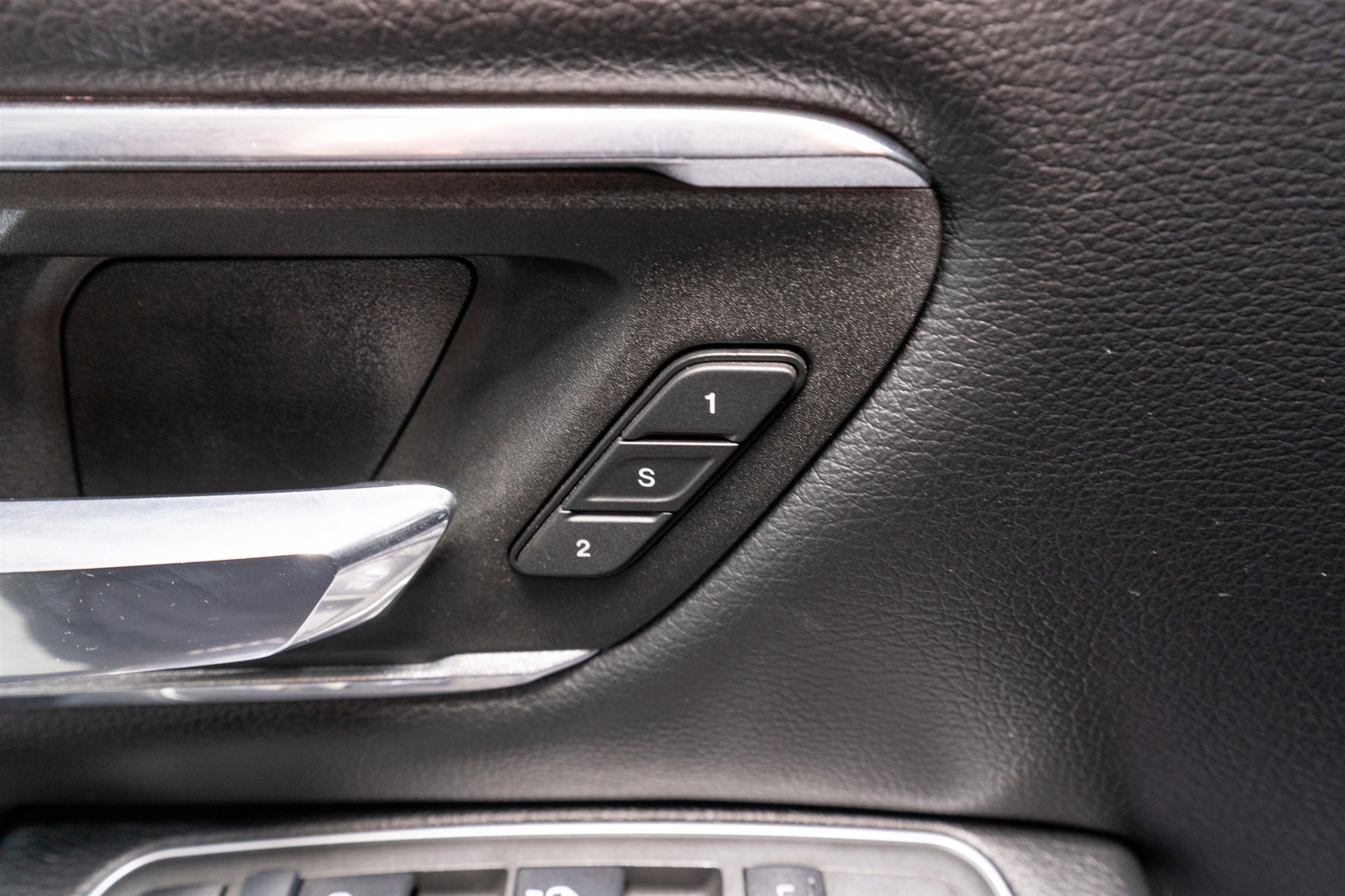 Used 2022 RAM 1500 Laramie AWD/4WD image 14