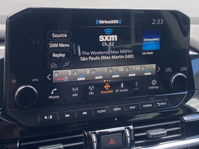 New 2025 Nissan Pathfinder Platinum w/ Black Appearance Package image 22