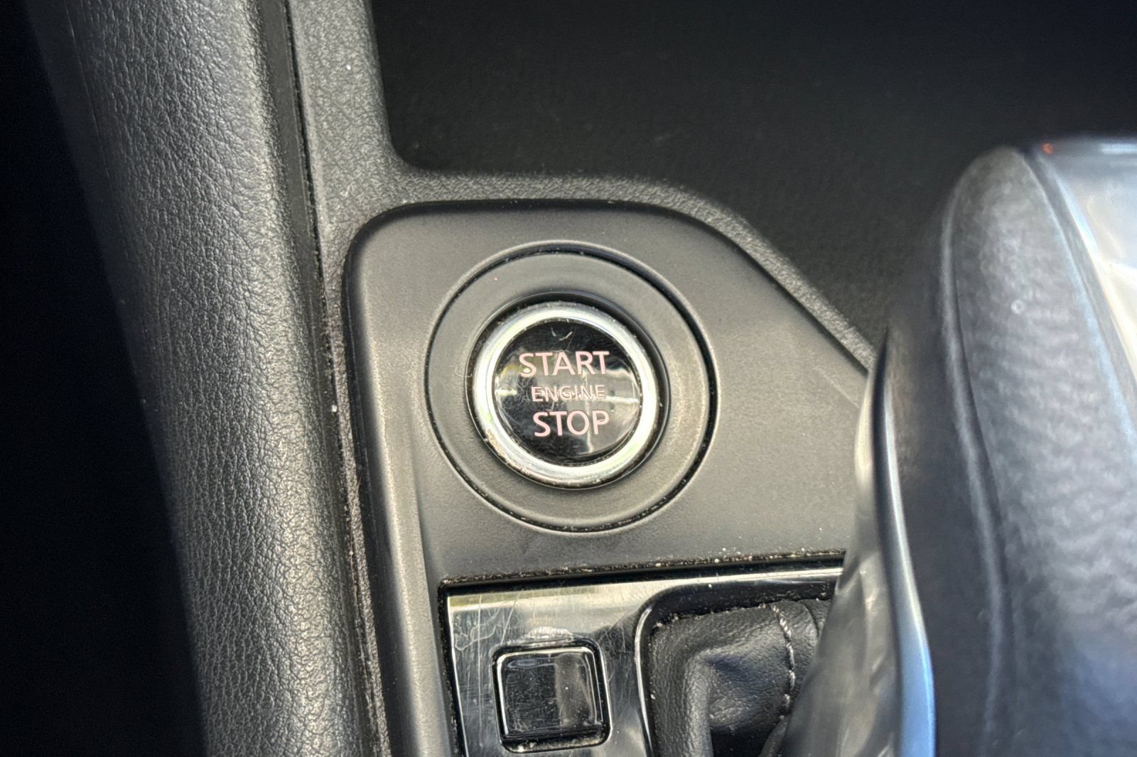 Used 2024 Nissan Sentra S FWD image 29