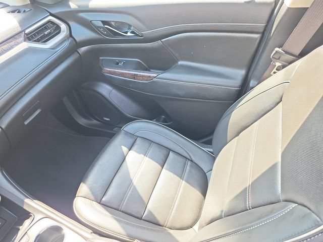 Certified 2023 GMC Acadia Denali w/ Denali Ultimate Package AWD/4WD image 16