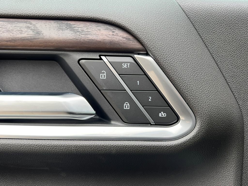 New 2026 GMC Sierra 2500 SLT w/ SLT Premium Package image 25