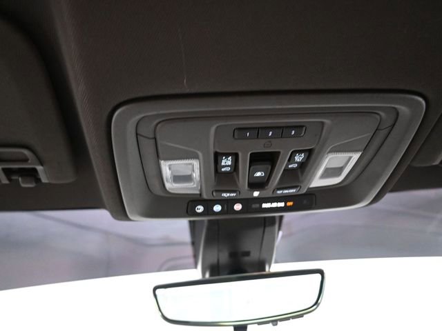 Used 2020 GMC Sierra 2500 Denali w/ Denali Ultimate Package image 12