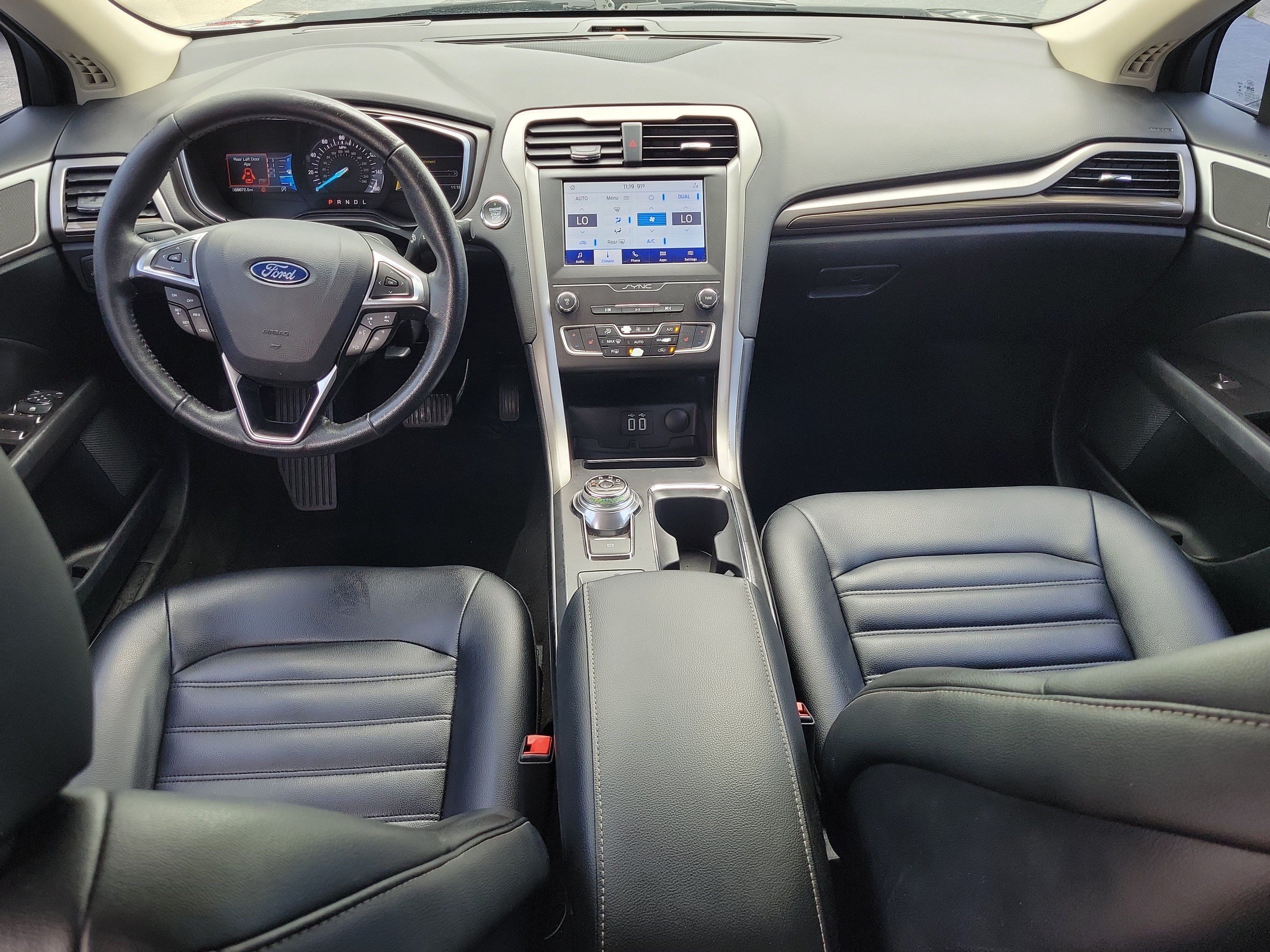 Used 2020 Ford Fusion SEL FWD image 14