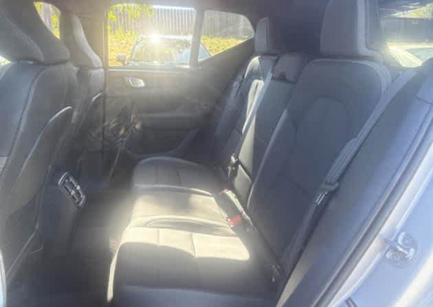 Used 2023 Volvo XC40 Recharge Core w/ Protection Package Premier AWD/4WD image 6