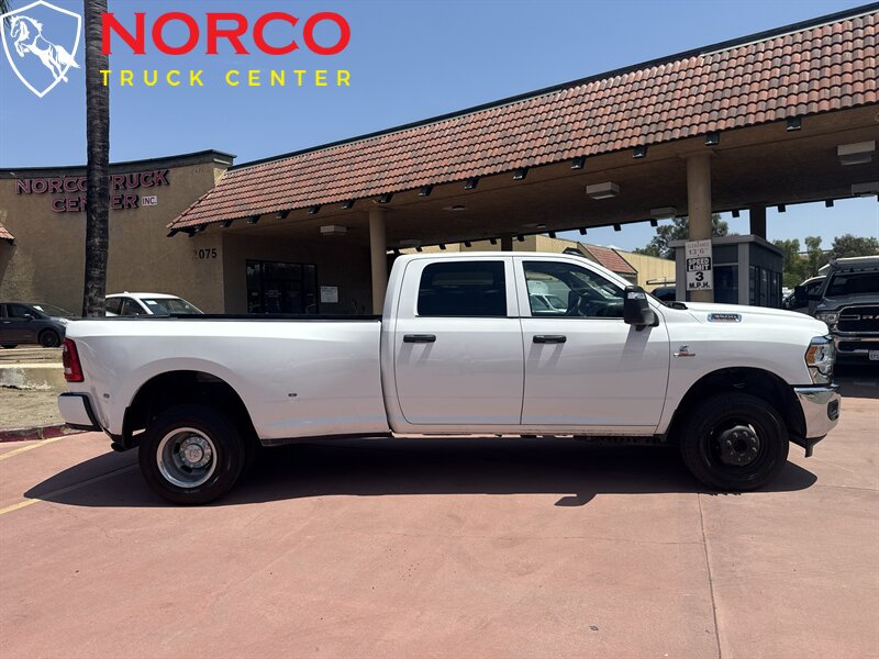 Used 2024 RAM 3500 Tradesman w/ Towing Technology Group AWD/4WD image 1