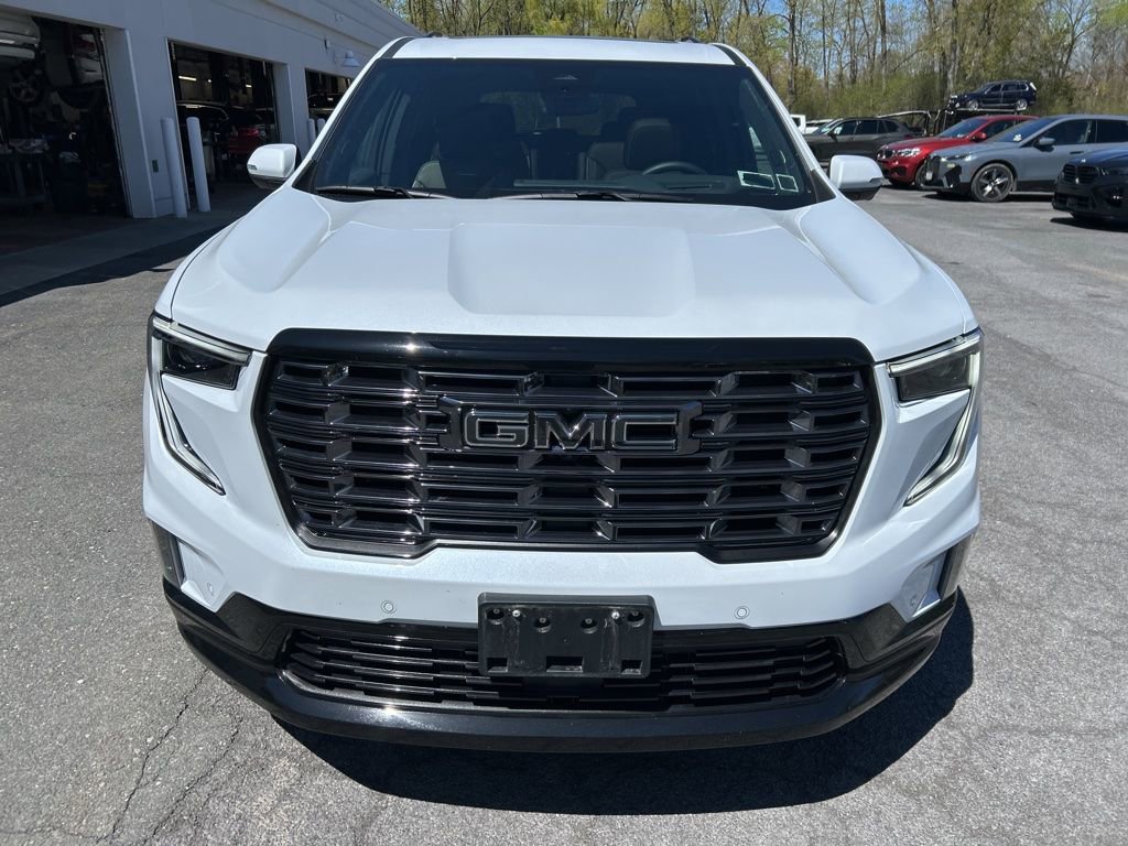 Used 2026 GMC Acadia Denali Ultimate w/ LPO, Floor Liner Package AWD/4WD image 8