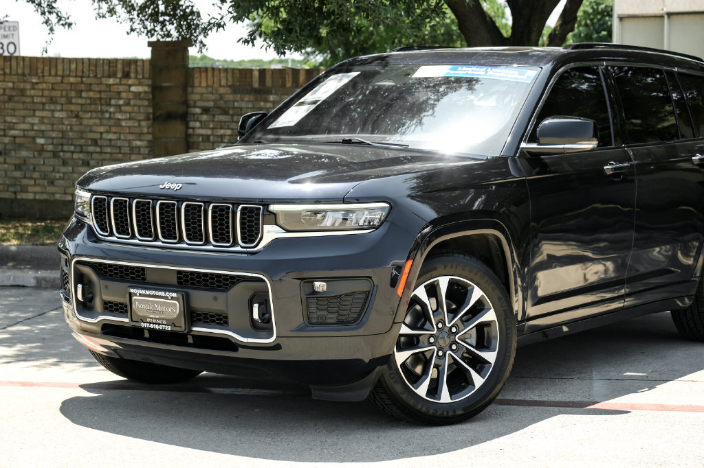 Used 2023 Jeep Grand Cherokee L Overland AWD/4WD image 13