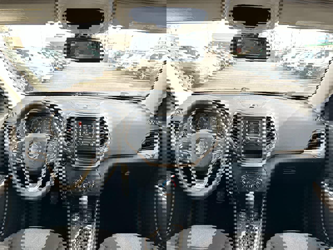 Used 2017 Jeep Cherokee Sport image 20