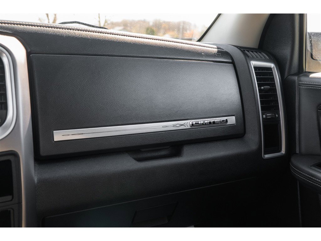 Used 2015 RAM 2500 Limited image 31