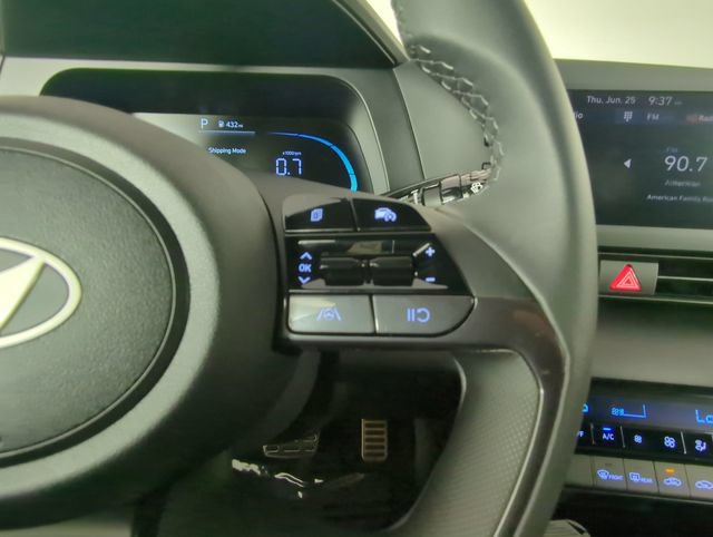 New 2026 Hyundai Elantra Sport FWD image 27