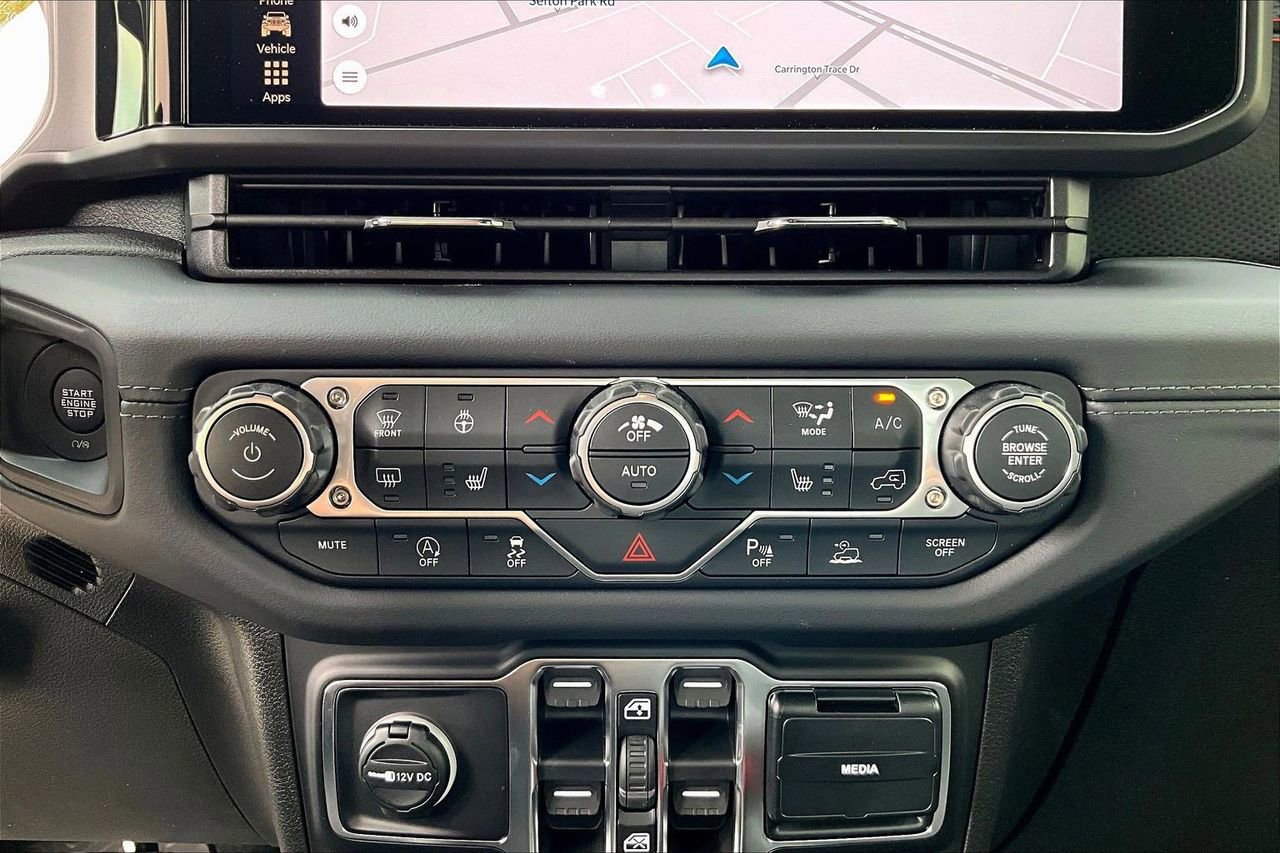 New 2026 Jeep Wrangler Unlimited Rubicon AWD/4WD image 17