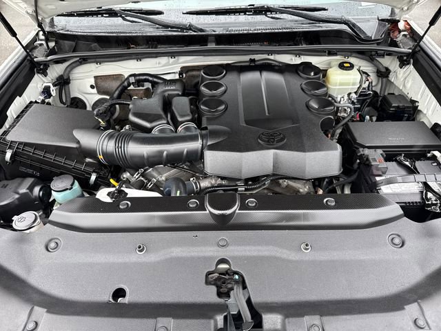 Used 2020 Toyota 4Runner Nightshade image 32