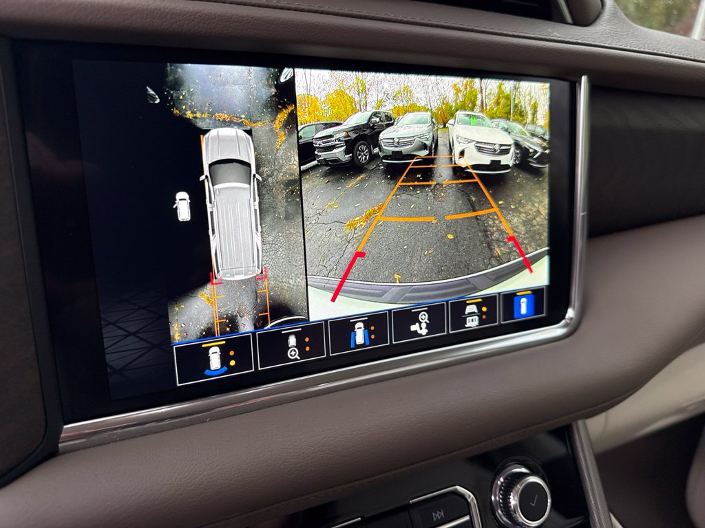 Used 2022 GMC Yukon Denali AWD/4WD image 31