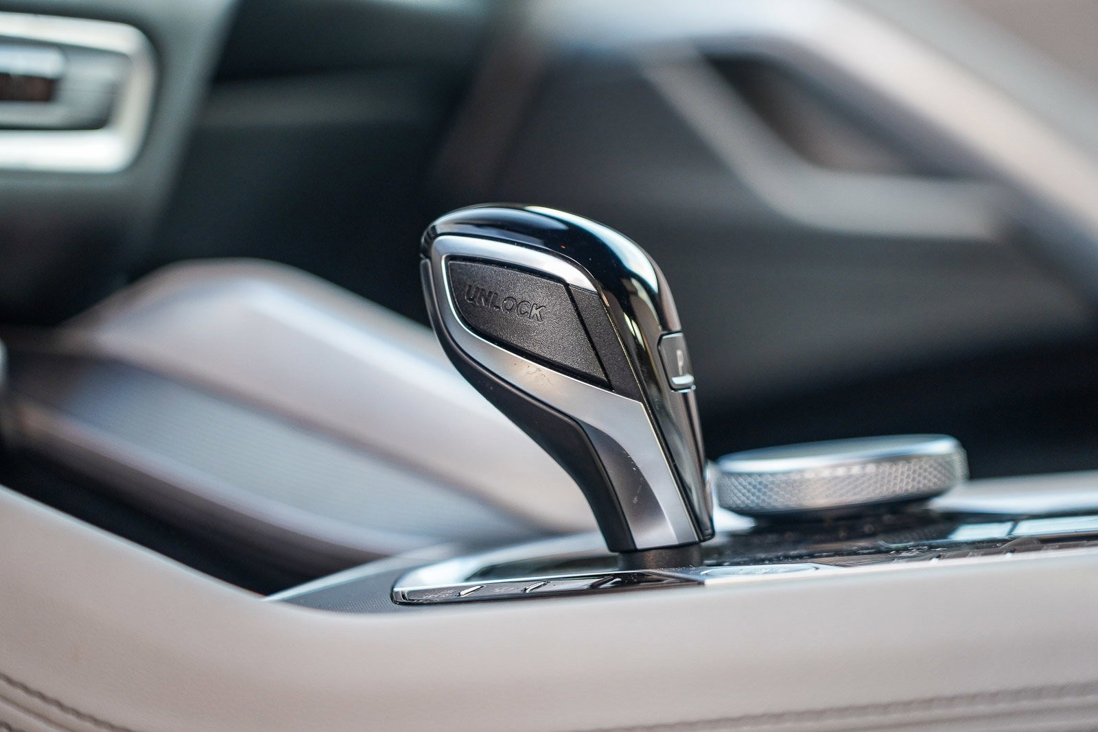 Used 2023 BMW X6 xDrive40i w/ M Sport Package image 27