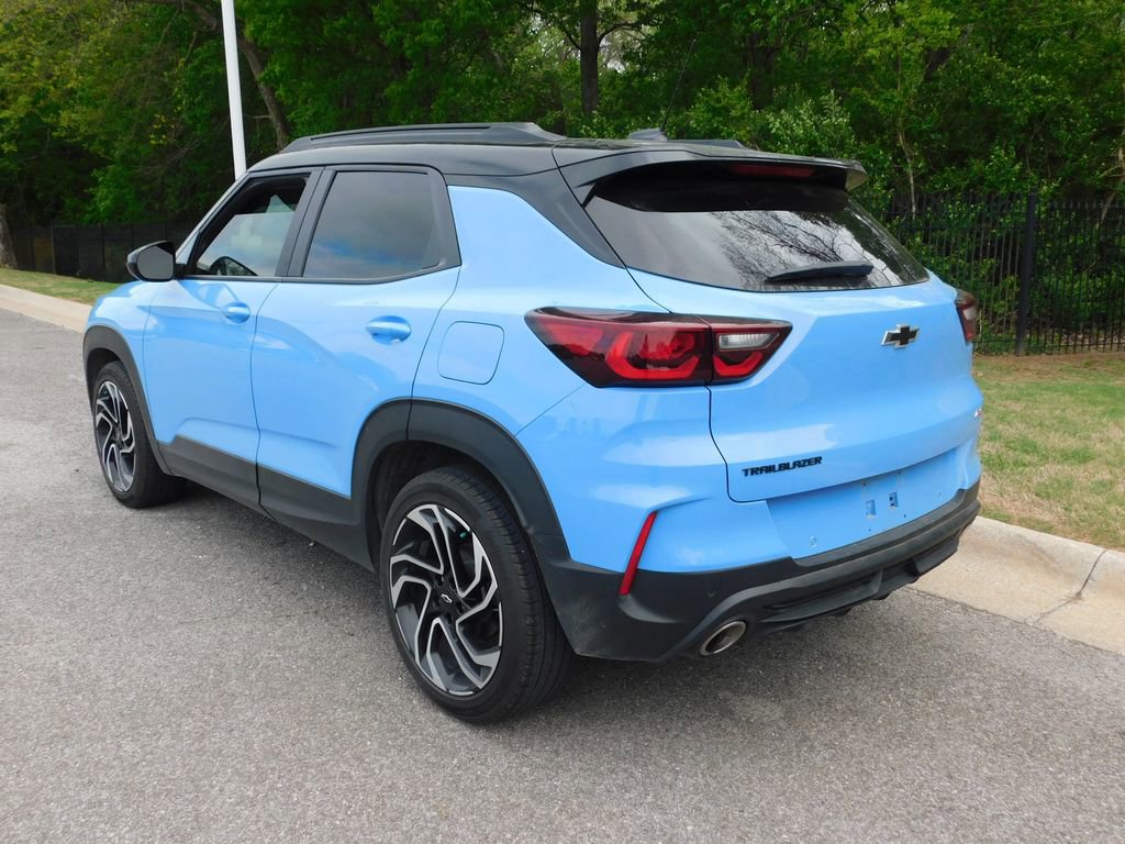 Used 2024 Chevrolet TrailBlazer RS w/ Convenience Package FWD image 3