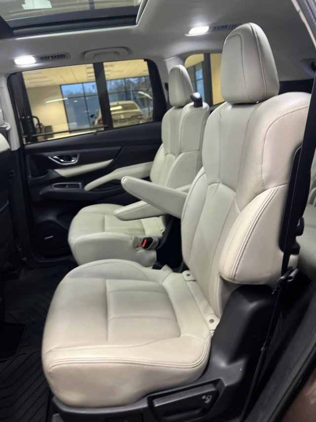 Used 2019 Subaru Ascent Limited w/ Popular Package #2A image 9