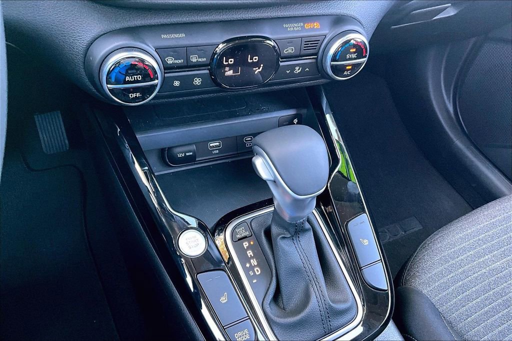 Used 2024 Kia Soul EX image 11