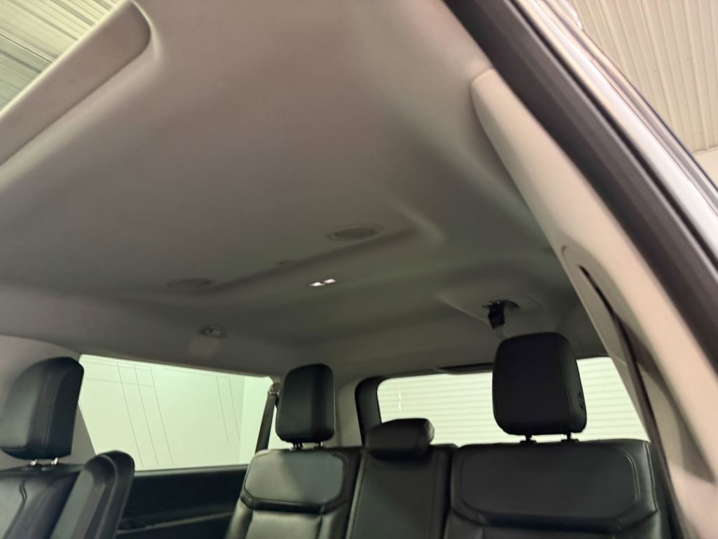 Used 2025 Ford Expedition Max Platinum image 49