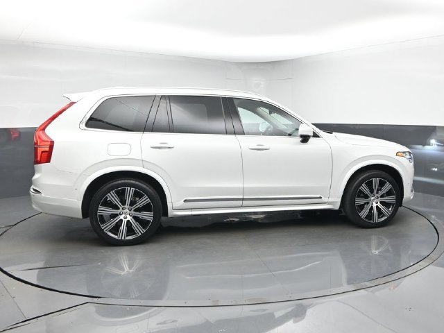Used 2025 Volvo XC90 B6 Plus w/ Protection Package Premier AWD/4WD image 9