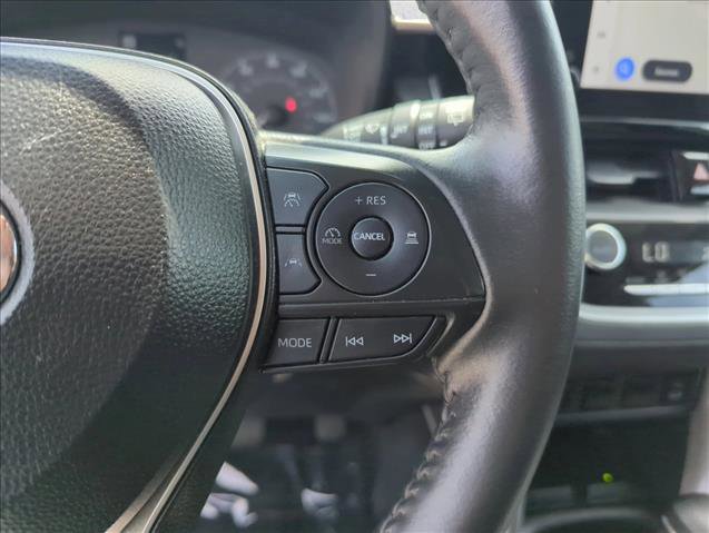 Certified 2024 Toyota Corolla Cross LE AWD/4WD image 19